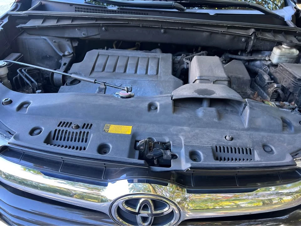2015 Toyota Highlander - Image 15 of 19