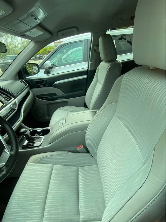 2015 Toyota Highlander - Image 3 of 5