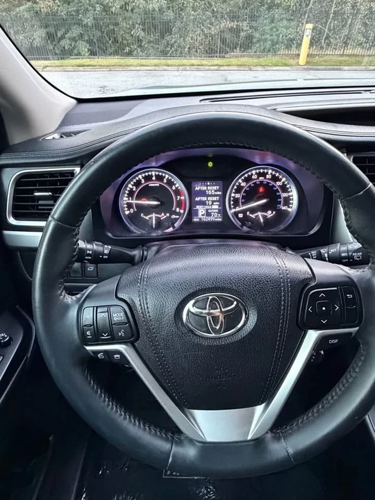 2015 Toyota Highlander - Image 14 of 14