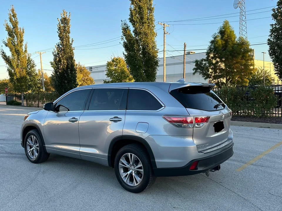 2015 Toyota Highlander - Image 18 of 19