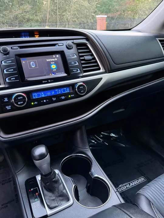 2015 Toyota Highlander - Image 5 of 14