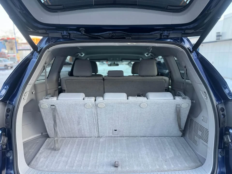 2015 Toyota Highlander - Image 10 of 15