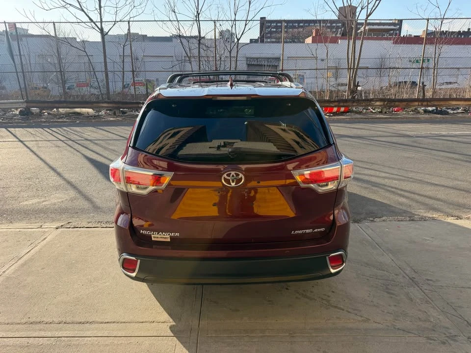 2015 Toyota Highlander - Image 6 of 18