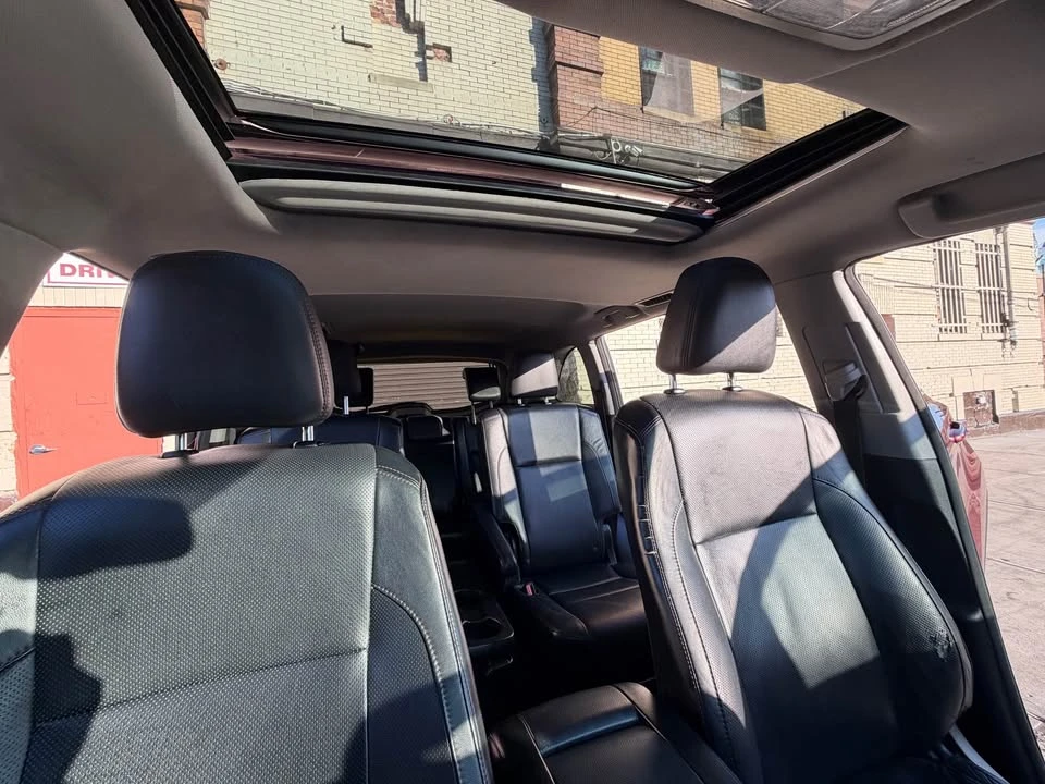 2015 Toyota Highlander - Image 9 of 18
