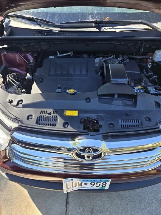 2015 Toyota Highlander - Image 11 of 11