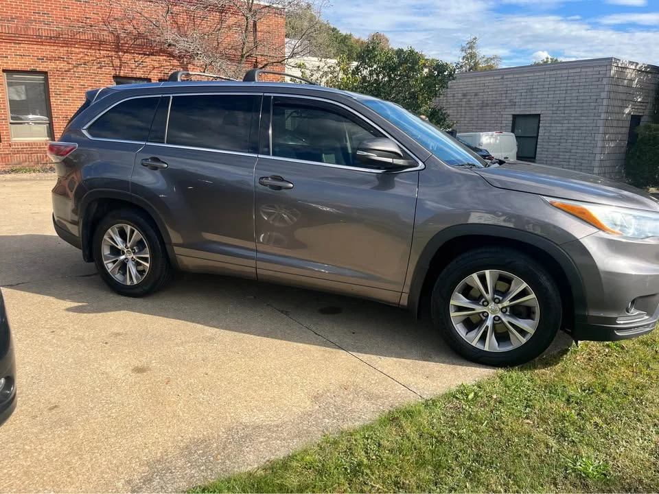 2015 Toyota Highlander - Image 4 of 20