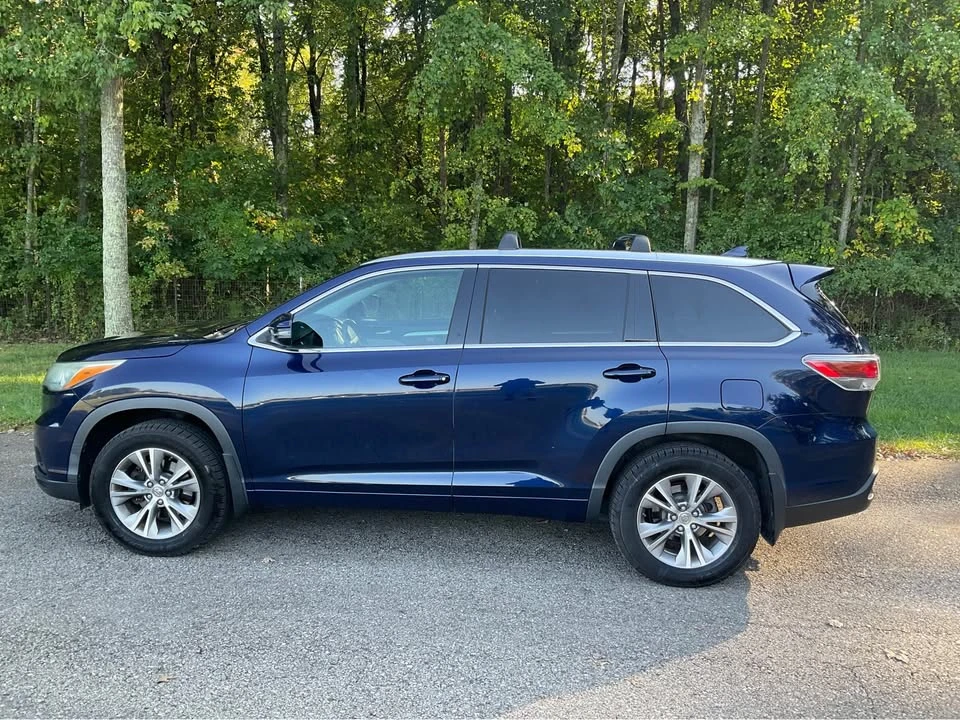 2015 Toyota Highlander - Image 6 of 14