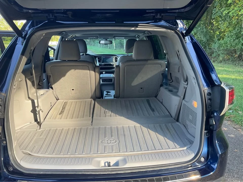 2015 Toyota Highlander - Image 11 of 14