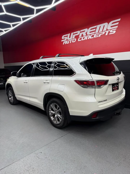 2015 Toyota Highlander - Image 3 of 11