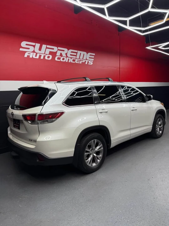 2015 Toyota Highlander - Image 4 of 11