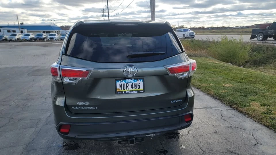 2015 Toyota Highlander - Image 5 of 10
