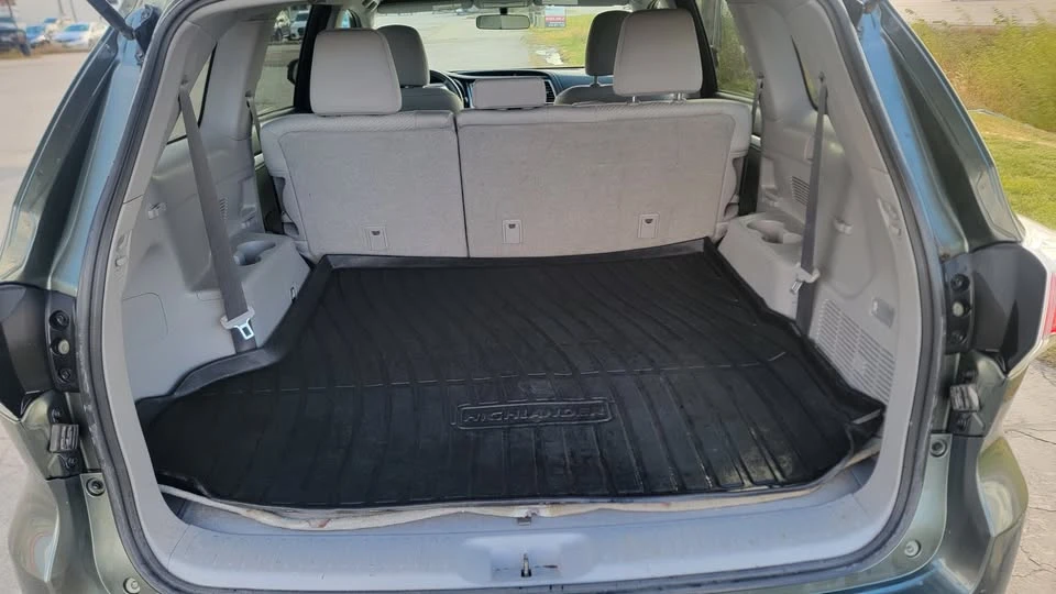 2015 Toyota Highlander - Image 10 of 10