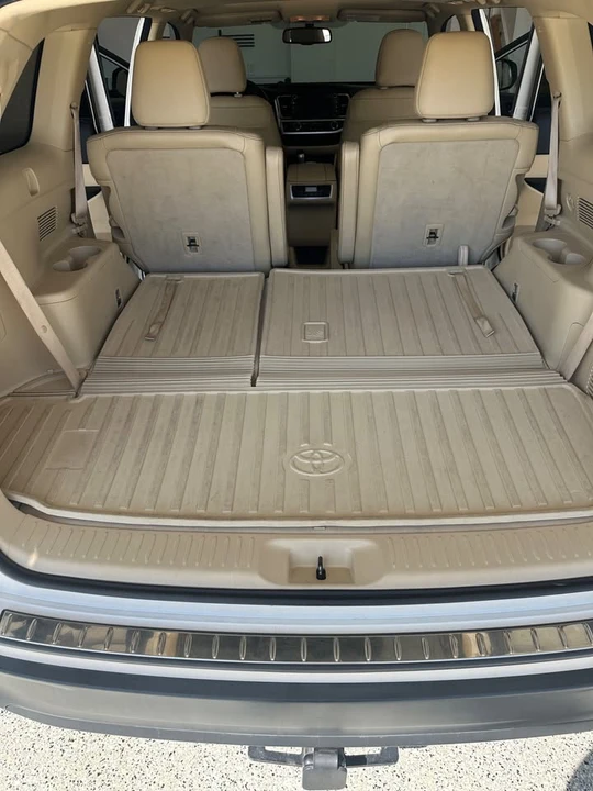2015 Toyota Highlander - Image 10 of 10