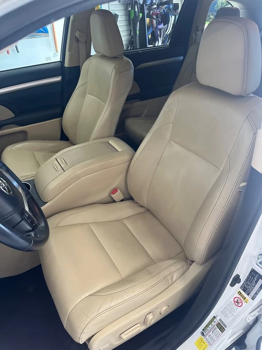 2015 Toyota Highlander - Image 5 of 10