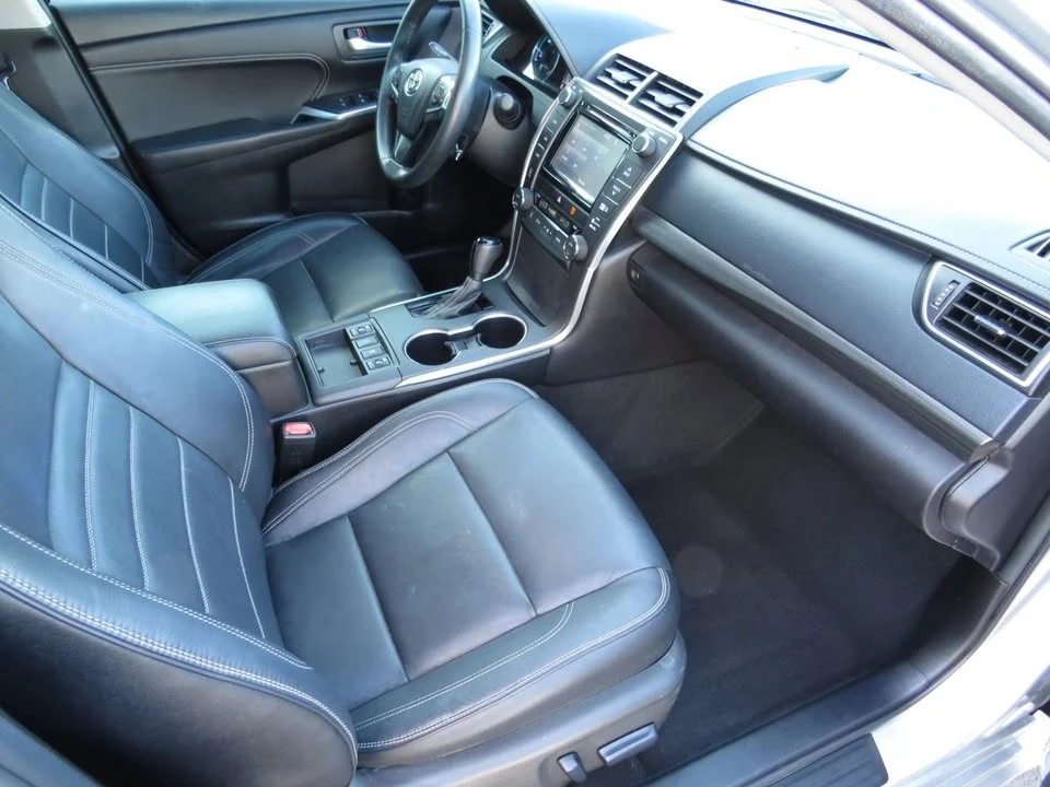 2015 Toyota Camry 7th Gen - Image 7 of 12