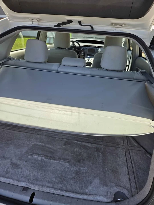 2015 Toyota Prius 3rd Gen - Image 10 of 12