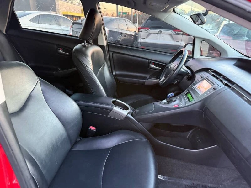 2015 Toyota Prius 3rd Gen - Image 12 of 20