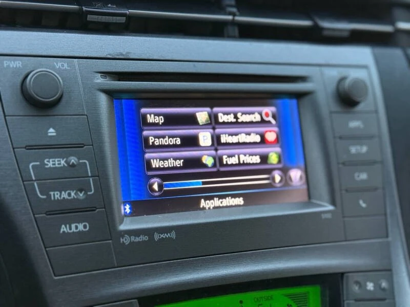 2015 Toyota Prius 3rd Gen - Image 18 of 20