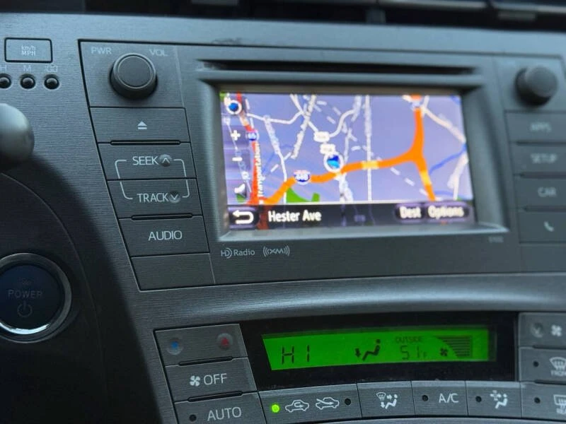 2015 Toyota Prius 3rd Gen - Image 16 of 20