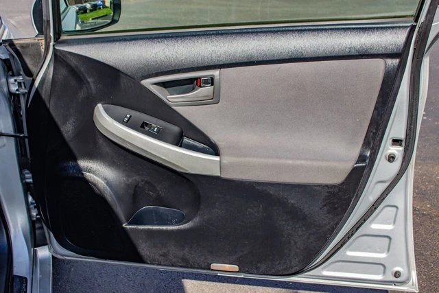 2015 Toyota Prius 3rd Gen - Image 20 of 20