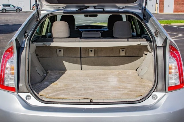 2015 Toyota Prius 3rd Gen - Image 16 of 20