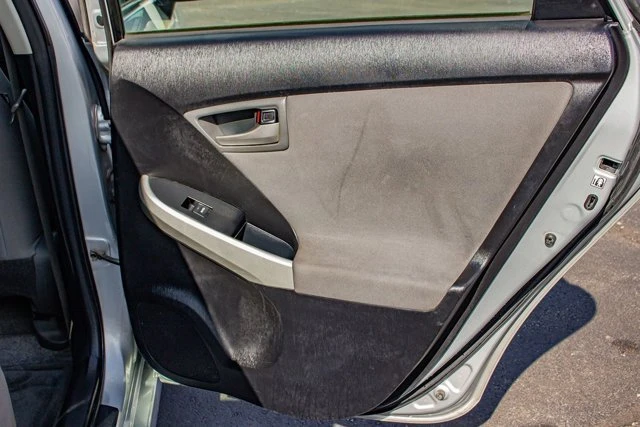 2015 Toyota Prius 3rd Gen - Image 18 of 20
