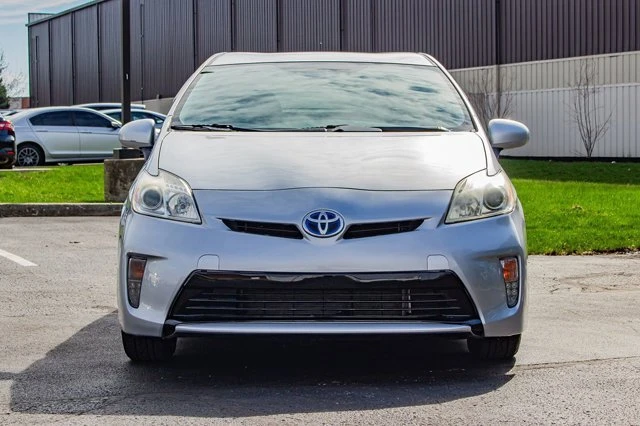 2015 Toyota Prius 3rd Gen - Image 2 of 20