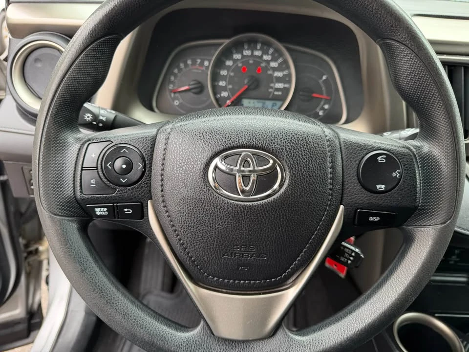 2015 Toyota RAV4 4th Gen - Image 17 of 17