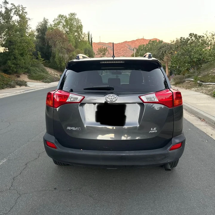 2015 Toyota RAV4 4th Gen - Image 5 of 7