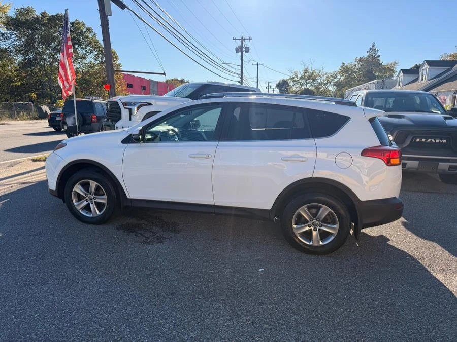 2015 Toyota RAV4 4th Gen - Image 6 of 20