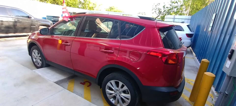 2015 Toyota RAV4 4th Gen - Image 12 of 13