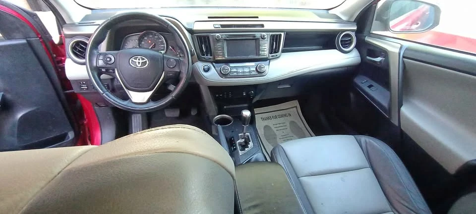 2015 Toyota RAV4 4th Gen - Image 6 of 13