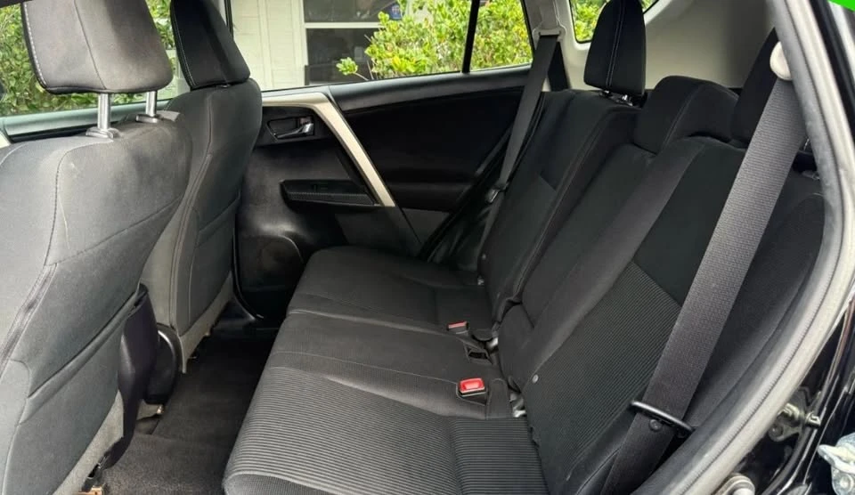 2015 Toyota RAV4 4th Gen - Image 11 of 12