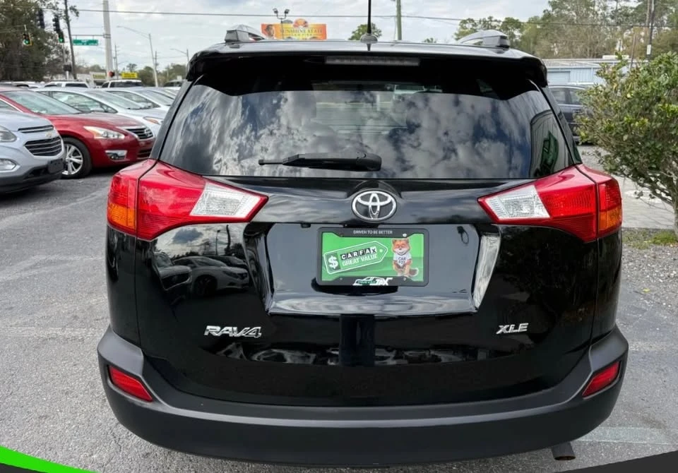 2015 Toyota RAV4 4th Gen - Image 5 of 12