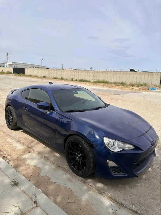 2015 Scion FR-S - Image 6 of 13