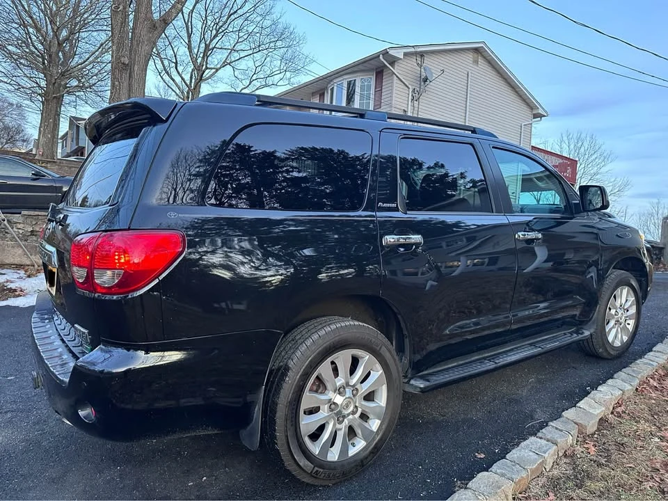 2015 Toyota Sequoia 2nd Gen - Image 3 of 10