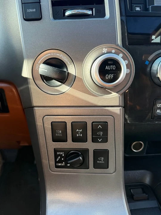 2015 Toyota Sequoia 2nd Gen - Image 9 of 20