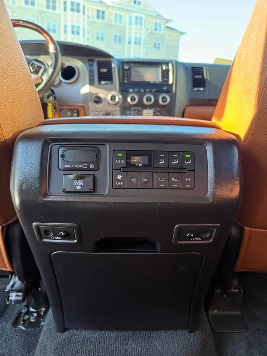 2015 Toyota Sequoia 2nd Gen - Image 13 of 20