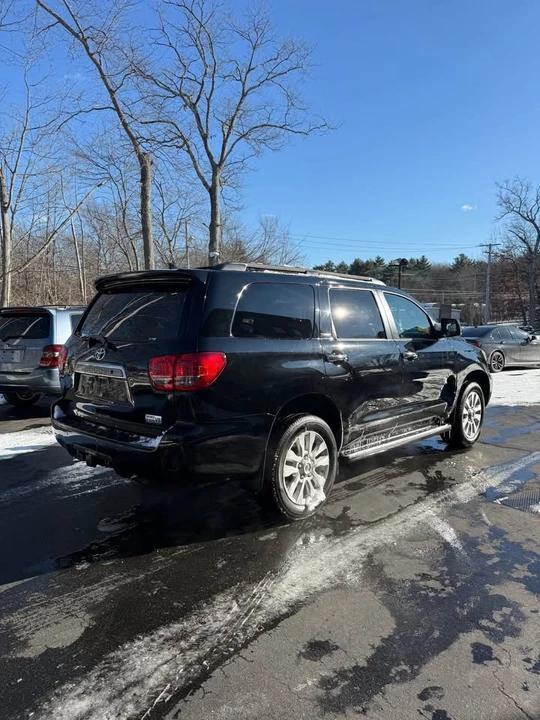 2015 Toyota Sequoia 2nd Gen - Image 2 of 20