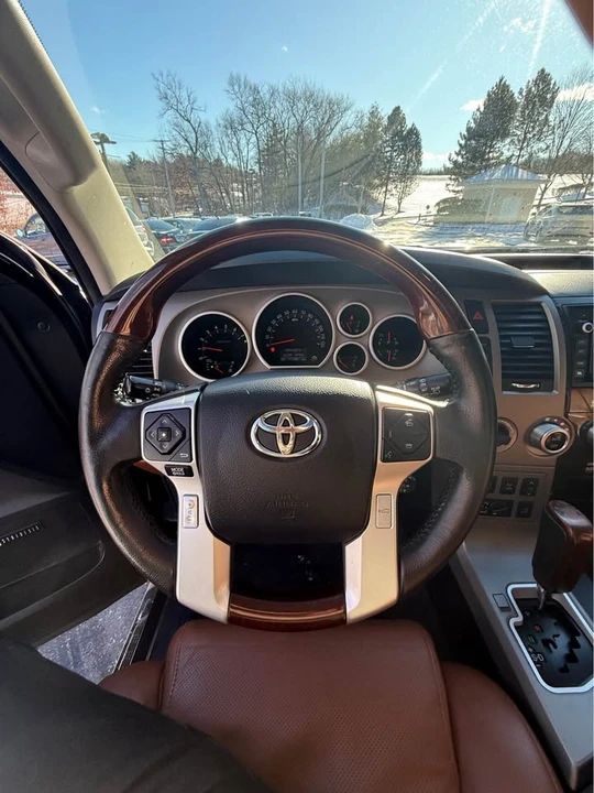 2015 Toyota Sequoia 2nd Gen - Image 7 of 20