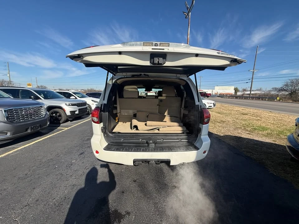 2015 Toyota Sequoia 2nd Gen - Image 6 of 18