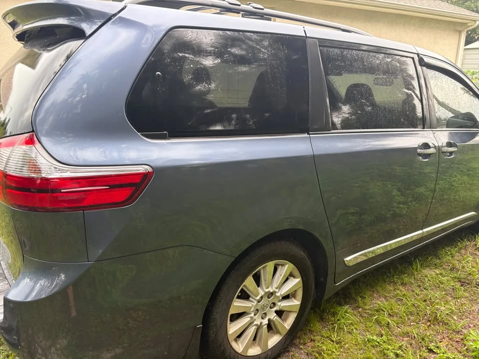 2015 Toyota Sienna 3rd Gen - Image 10 of 10