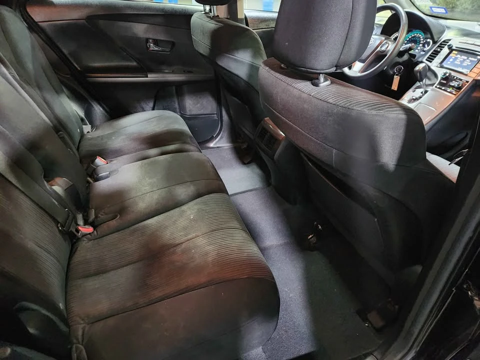 2015 Toyota Venza - Image 6 of 10