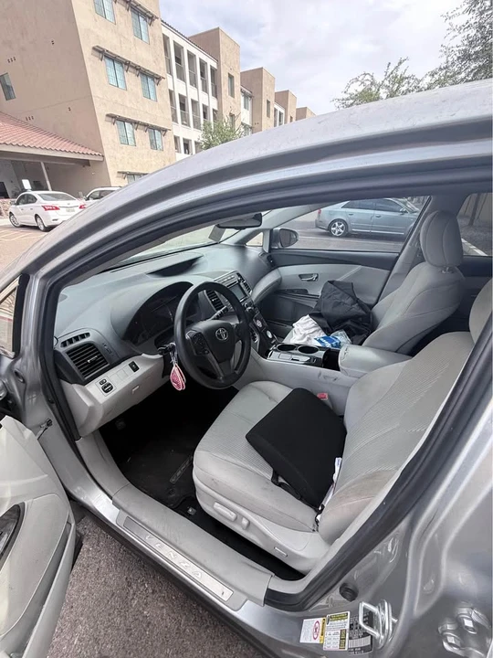 2015 Toyota Venza - Image 3 of 8