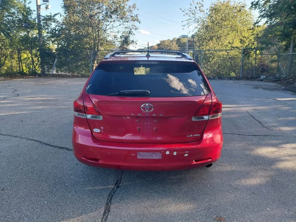 2015 Toyota Venza - Image 9 of 17