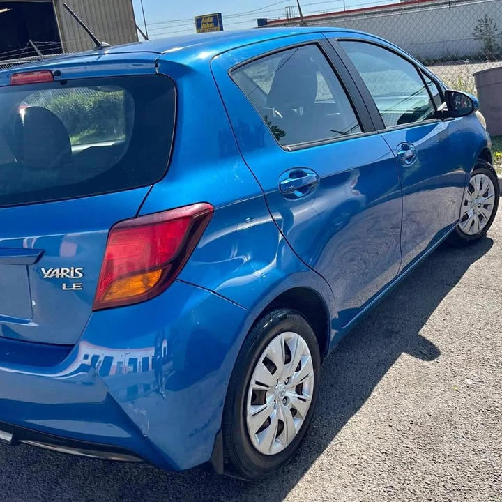 2015 Toyota Yaris - Image 2 of 15