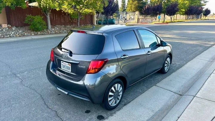 2015 Toyota Yaris - Image 4 of 16