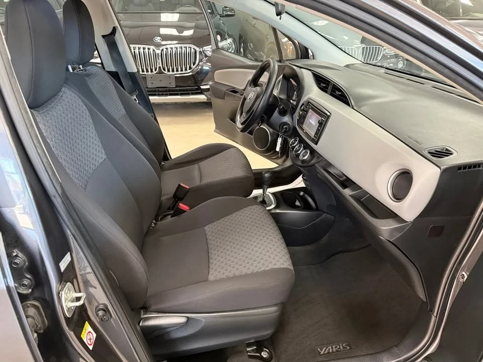 2015 Toyota Yaris - Image 18 of 20