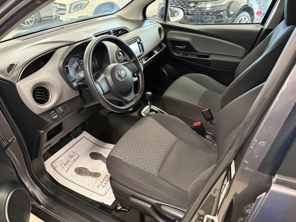 2015 Toyota Yaris - Image 9 of 20