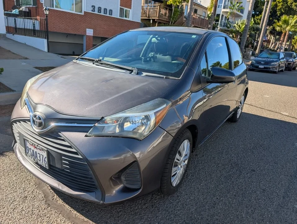 2015 Toyota Yaris - Image 8 of 10